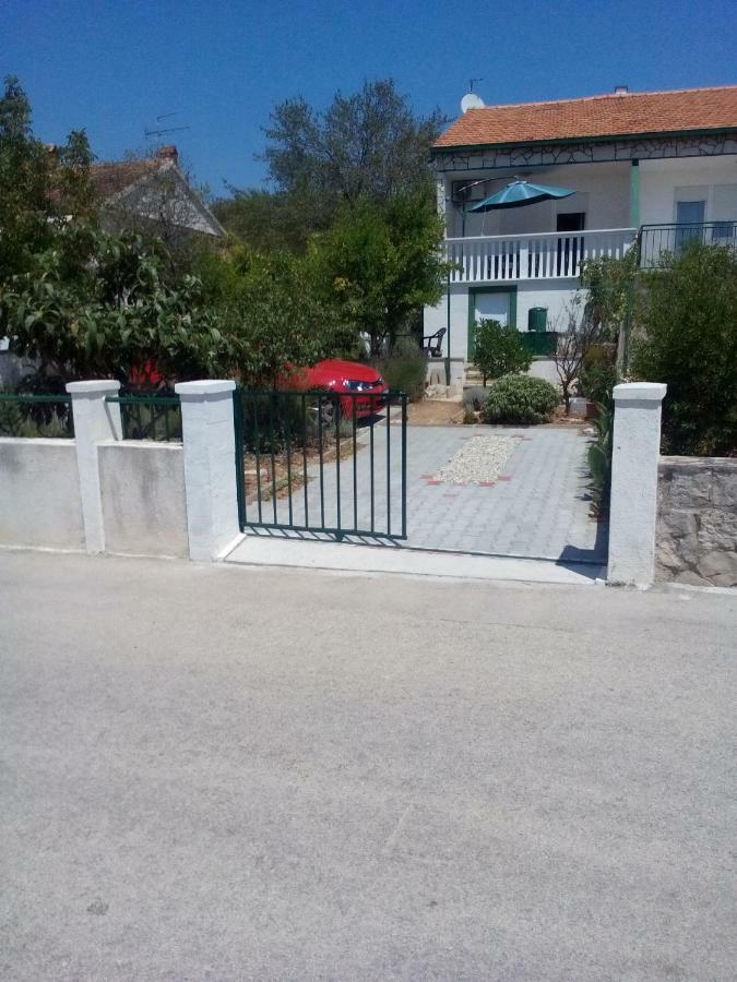 Apartman "Tatjana" Jezera Esterno foto